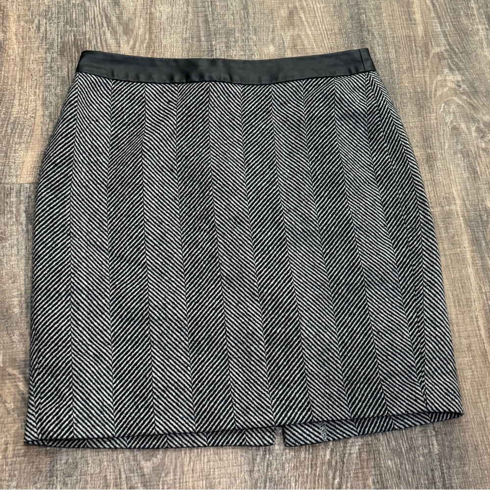 Banana Republic Twill Skirt Petite